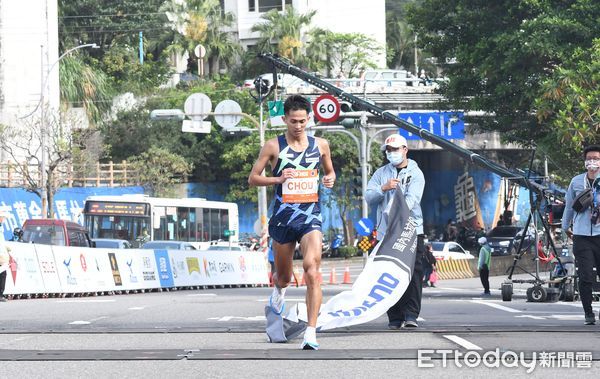 ▲▼ 2022萬金石馬拉松，國內男子第一周庭印            。（圖／記者謝孟儒攝）