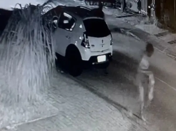 ▲▼巴西健身教練抓到老婆偷吃流浪漢。（圖／翻攝推特）