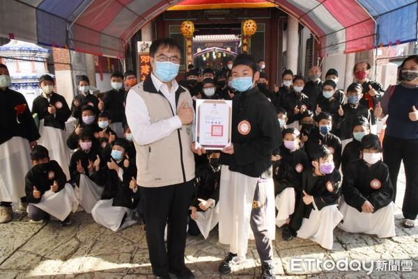 ▲武聖祭祀大典上午6時50分在台灣祀典武廟舉行，由台南市長黃偉哲擔任正獻官主祭。（圖／記者林悅翻攝，下同）