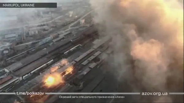 ▲▼烏克蘭亞速營發布影片稱，俄軍精準轟炸工業區。（圖／翻攝自推特）