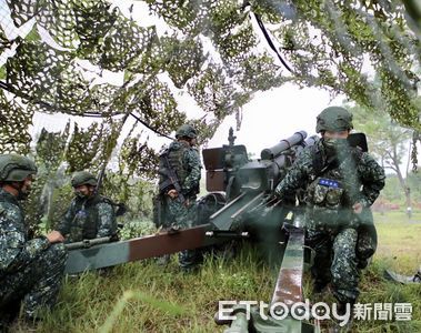 狂歡到天亮！八軍團上校旅長帶隊衝制服店　遭抓包火速拔官