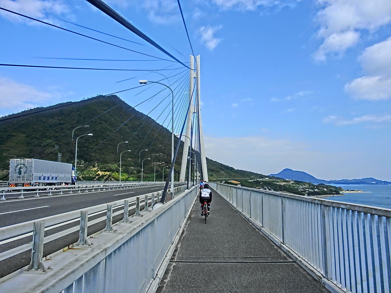 日本 西瀨戶自動車道 騎單車橫越海峽的唯一選擇 Ettoday旅遊雲 Ettoday新聞雲