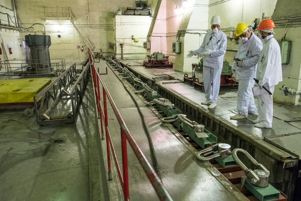 ▲▼車諾比核電廠內2017年5月拍攝的核子燃料ISF-1濕式中期貯存設施狀況。（圖／路透）