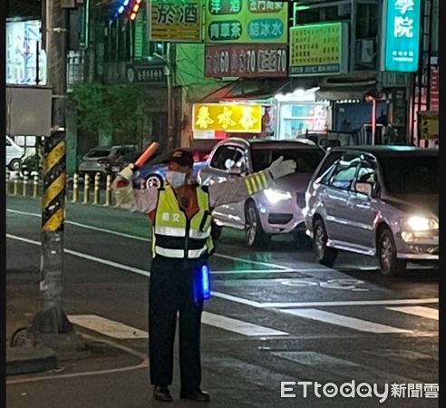 ▲潮州警分局啟動義交路口協勤，降低4成事故發生率             。（圖／記者陳崑福翻攝，下同）