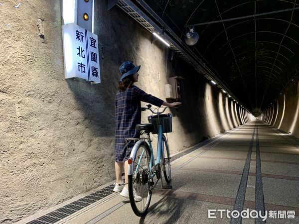 ▲「舊草嶺自行車隧道」去年11月動工整修，工程期預計到今年5/29。（圖／記者彭懷玉攝）