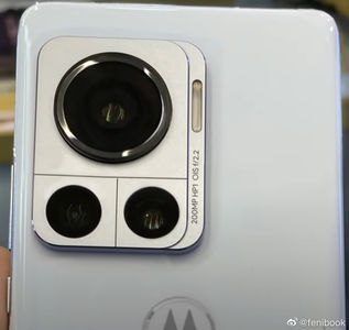 Motorola「2億畫素手機」實機曝光　後置三鏡頭、搭載三星HP1