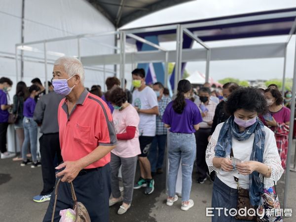 ▲台南市長黃偉哲宣布，自29日起除原有後壁居民可憑證免費入園之外，白河地區民眾亦將享有此項優惠，讓蘭展舉辦效益更為擴大。（圖／記者林悅翻攝，下同）