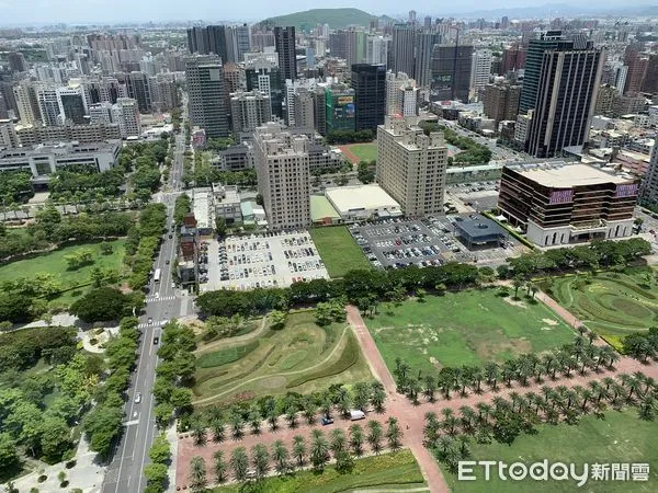 ▲▼租屋,北高雄,漢神巨蛋,租金,房價,2房,權威物業。（圖／記者陳建宇攝）