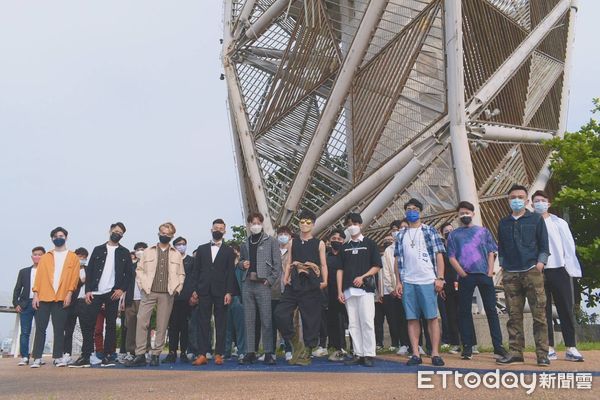 米蘭2022百人紳士秀　展現台南紳士時尚風采 | ETtoday地方新聞
