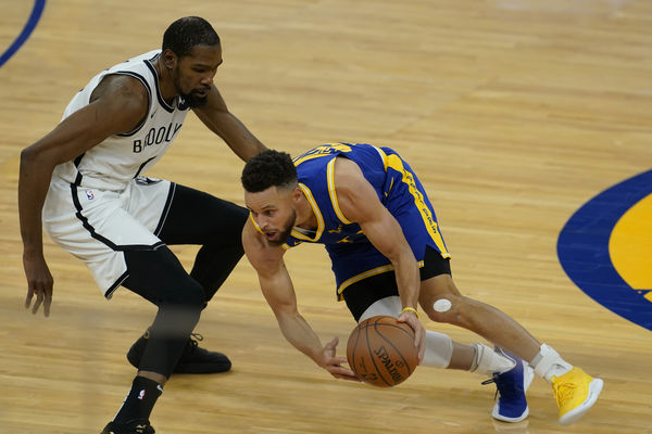 ▲勇士柯瑞(Stephen Curry)、籃網杜蘭特(Kevin Durant)。（圖／達志影像／美聯社）