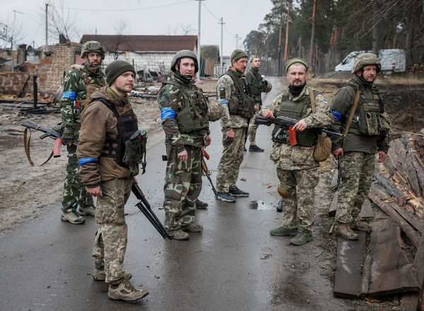 ▲▼基輔附近前線的烏克蘭軍人。（圖／路透）