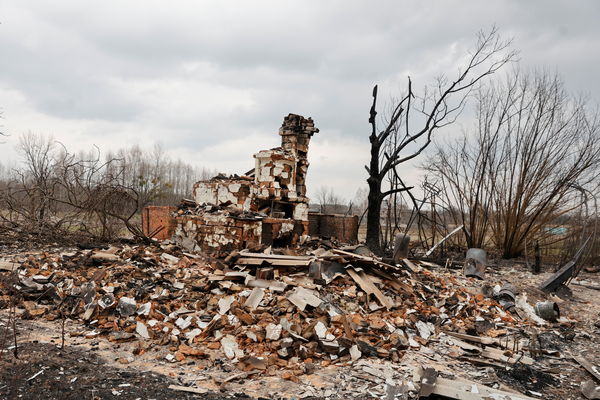 ▲▼烏克蘭多地被俄軍炸成廢墟。（圖／路透）