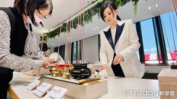 ▲▼電子香,祭祀,綠色祭祀。（圖／記者陳筱惠攝）