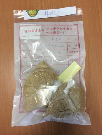 ▲▼高雄清明應景食品不合格名單曝，2花生粉「總黃麴毒素超標」下架。（圖／高雄市衛生局提供）