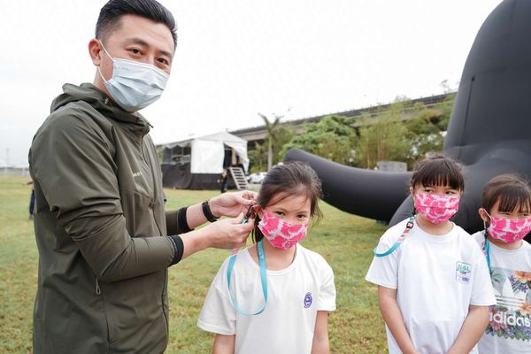 ▲新竹市今年以口罩掛繩作為兒童節禮物。（圖／新竹市政府提供）