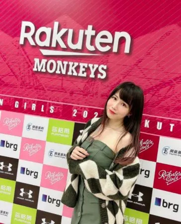 ▲楊曉帆是女團「伊梓帆」一員，現為Rakuten Girls舞蹈副總監。（圖／翻攝小帆Instagram）