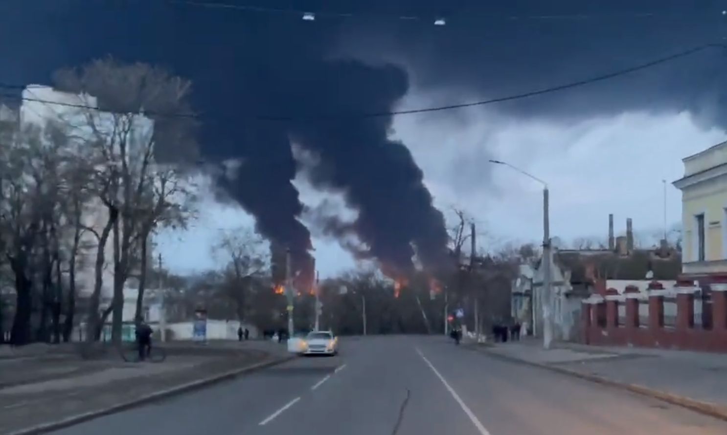 ▲▼烏克蘭南部港口城市敖德薩（Odesa）3日遇襲。（圖／翻攝自推特）