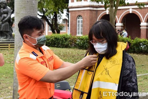 ▲海巡人員深入臺南、高雄、屏東校園推廣人才招募             。（圖／記者陳崑福翻攝）