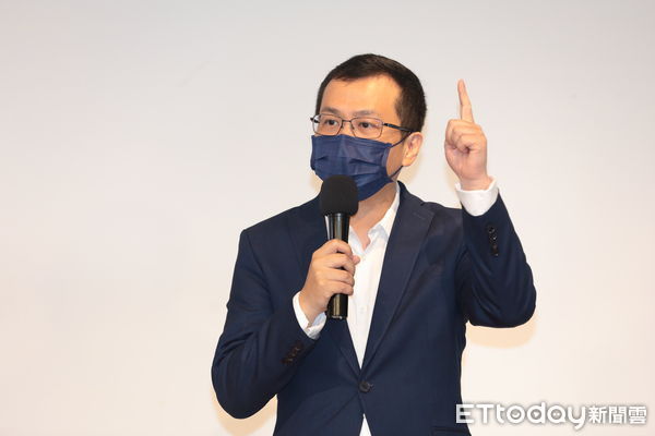 羅智強怒轟台南黑金無法無天　喊話蔡英文「讓媒體問個徹底」 | ETtod