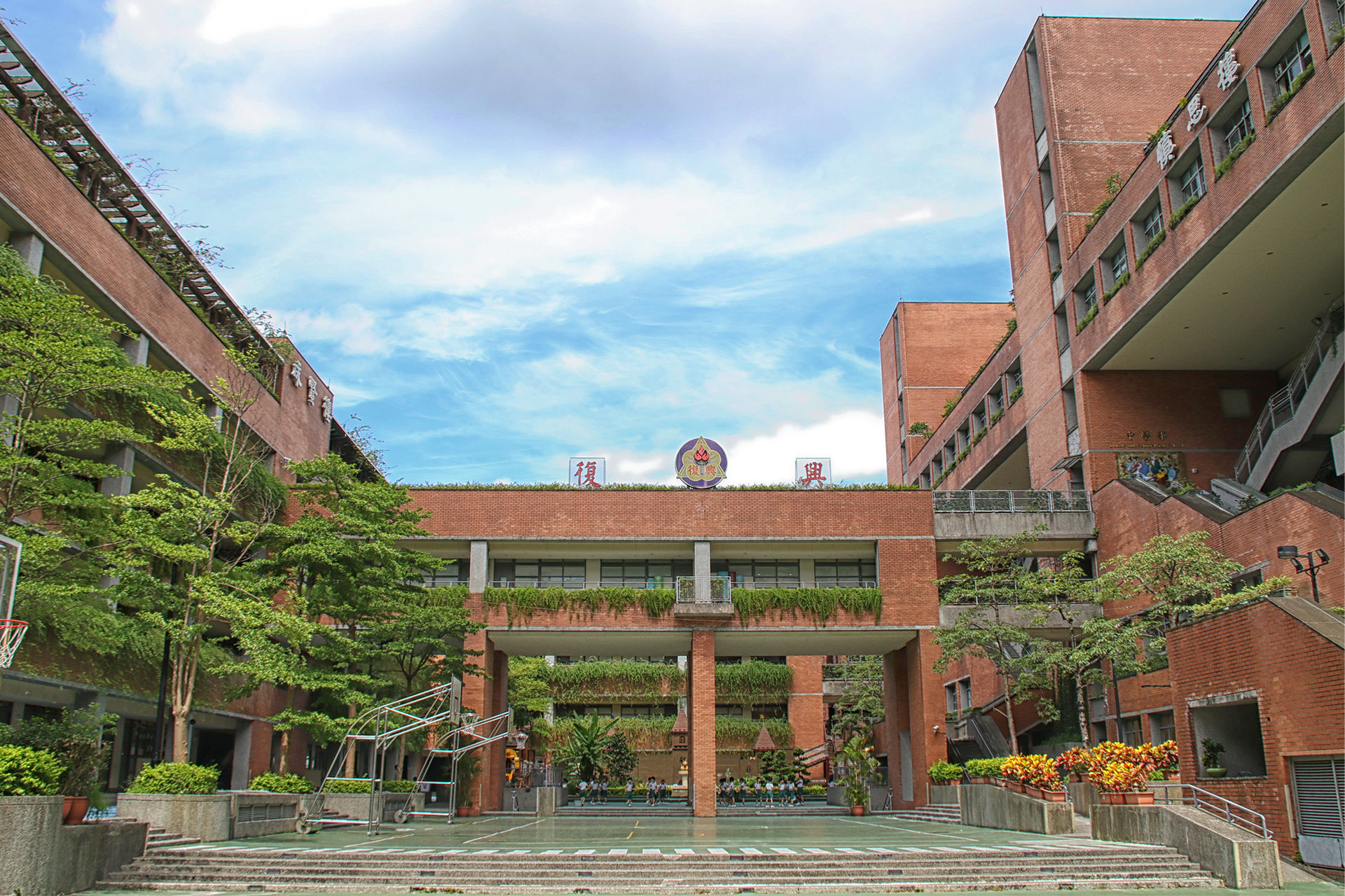▲▼台北市私立復興實驗高級中學。（圖／取自學校官網）