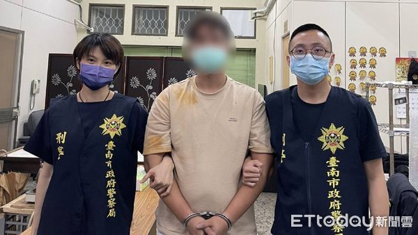 ▲台南市警二分局偵查隊4名員幹員，前往高雄地區查案時，發現34歲古姓強盜罪品通緝犯，合力將其壓制逮捕。（圖／記者林悅翻攝，下同）