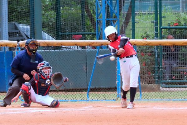 ▲莊勝偉敲場內全壘打。（圖／學生棒聯提供）