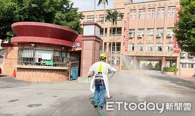 「新停課標準」聲量飆出高點！家長怒火、跟不跟進地方首長苦惱