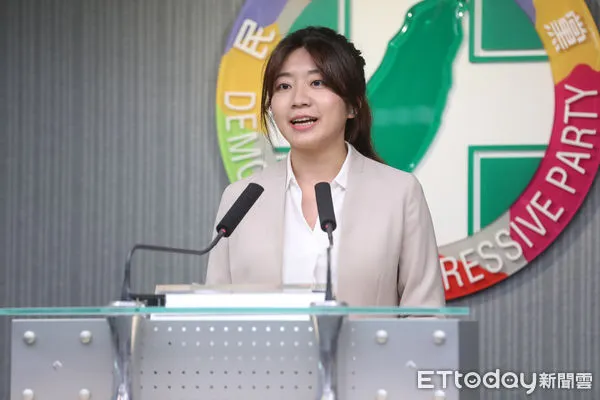 ▲民進黨中常會後記者會，公布新任發言人謝子涵。（圖／記者林敬旻攝）
