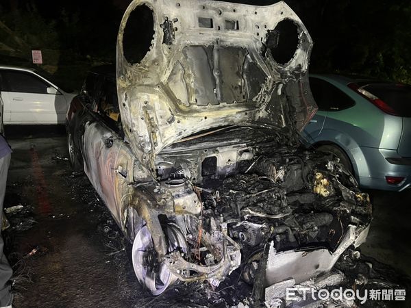 ▲▼     台中停車場火警        。（圖／記者白珈陽翻攝）