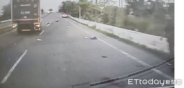 ▲▼嘉義水上交流道發生汽機車死亡意外 。（圖／記者翁伊森翻攝）