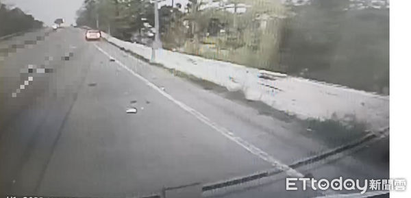 ▲▼嘉義水上交流道發生汽機車死亡意外 。（圖／記者翁伊森翻攝）