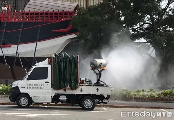 ▲台南市忠孝國中發出停課公告，教育局指出，各停班停課學校都改以線上教學方式進行上課，不會響學生受教權。（圖／記者林悅翻攝，下同）