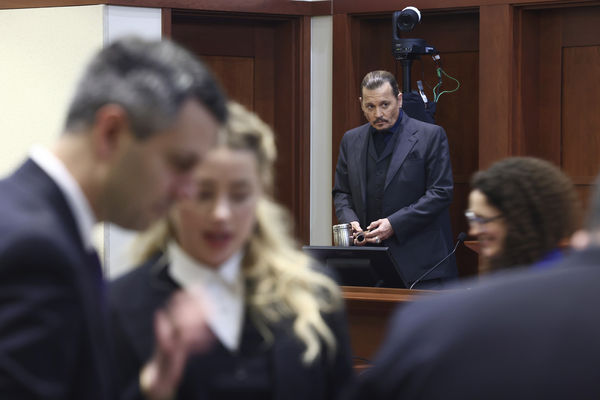 ▲▼強尼戴普（Johnny Depp）與前妻安珀赫德（Amber Heard）法庭攻防戰。（圖／達志影像／美聯社）