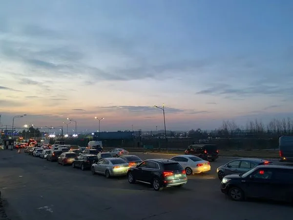 ▲▼烏克蘭議員發文表示，許多烏克蘭民眾正從波蘭返鄉。（圖／翻攝自推特／@lesiavasylenko）