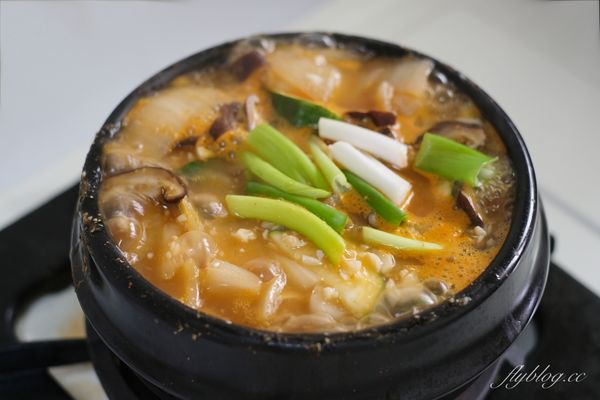 ▲▼DIY韓式大醬湯。（圖／飛天璇的口袋提供）