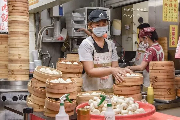 ▲▼周家蒸餃小籠包。（圖／周花花提供）