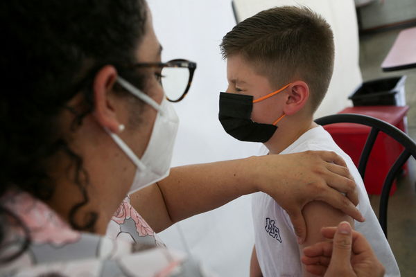 ▲▼哥斯大黎加2月開始為5歲以上兒童接種BNT疫苗，兒童疫苗。（圖／路透）