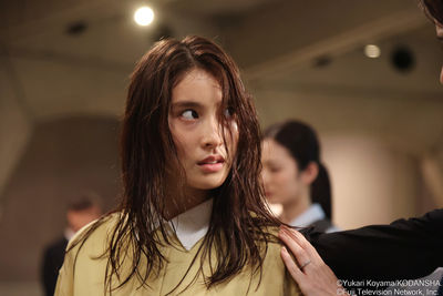 土屋太鳳嫁豪門遭霸凌！蔬果汁澆頭　《麻煩一族》狗血手段全都來