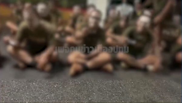 ▲▼泰國海軍新兵訓練被逼吞精。（圖／翻攝臉書）