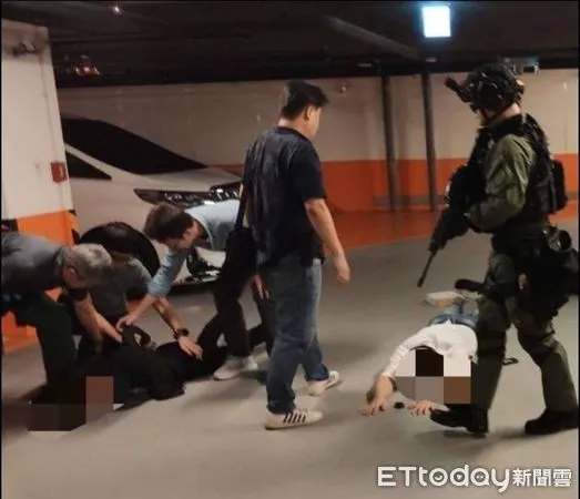 ▲連千毅在2019年被逮捕畫面             。（圖／高雄市警察局刑警大隊提供）