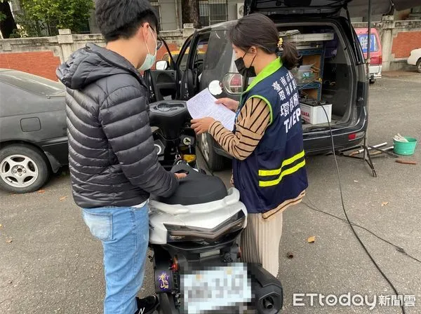 ▲台南市環保局表示，今年起噪音攔檢將不定期加驗排氣，不合格將逕行告發，以維護周遭安寧及空氣品質。（圖／記者林悅翻攝，下同）