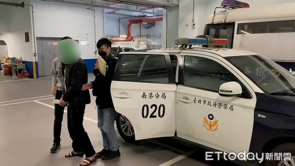 ▲染吸毒惡習的曹男多次撬開南港車站地下停車場收費機竊取現金購毒，終遭警方逮捕。（圖／記者張君豪翻攝）