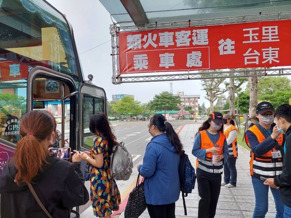 ▲▼交通部長王國材視察台鐵東部,類火車。（圖／交通部提供）