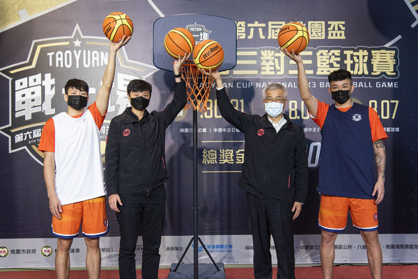 ▲桃園領航猿球星盧峻翔、關達祐為桃園3對3賽事站台。（圖／展逸國際提供）