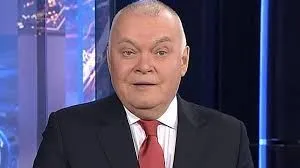 ▲▼「普丁喉舌」、俄羅斯知名主播齊索尤夫（Dmitry Kiselyov）宣稱要用「末日魚雷」波賽頓（Poseidon）摧毀英國。（圖／翻攝自推特）