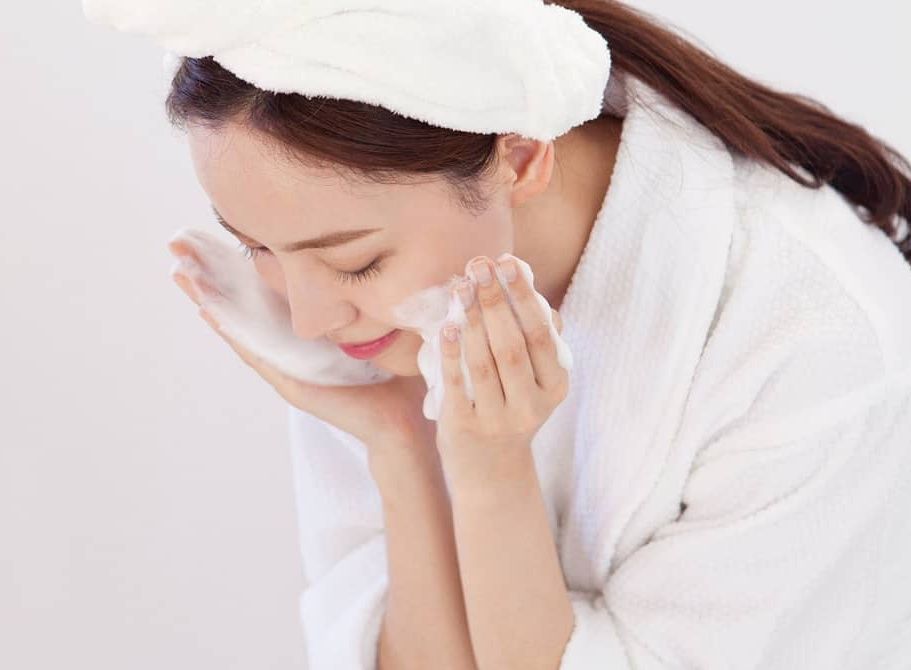 ▲▼皮膚科醫師建議早上洗臉不用洗面乳。（圖／翻攝ＩＧ）