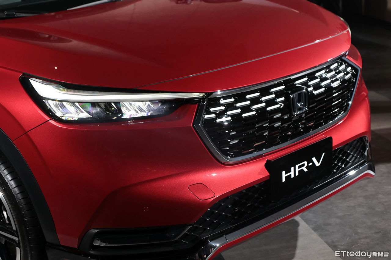 ▲吳慷仁代言！Honda大改款HR-V實車現身　單一動力雙車型預售開跑。（圖／記者張慶輝攝）