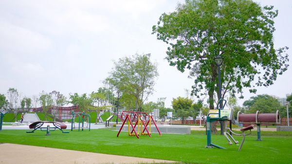 ▲新店溪旁的陽光運動公園遊戲場將以全新面貌登場，預計6月開幕。（圖／高管處提供）