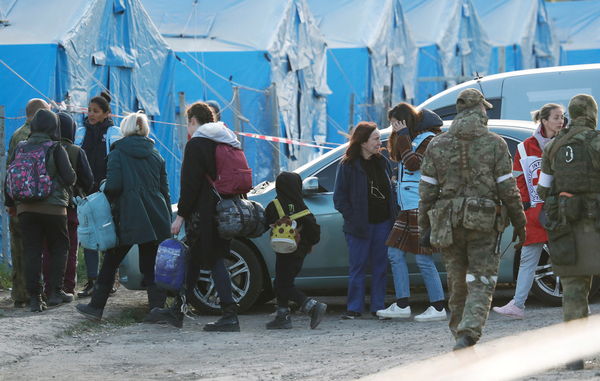 ▲▼烏克蘭稱所有婦女和兒童現已從馬立波（Mariupol）的亞速鋼鐵廠撤離