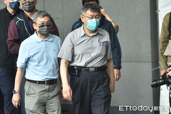 ▲▼柯文哲出席捷運盃母親節特別競賽，左為北捷董事長李文宗。（圖／記者李毓康攝）